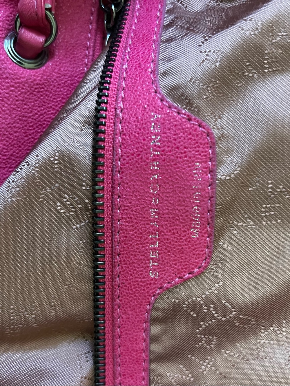 Stella McCartney Vibrant Hot Pink Chain-Trim Backpack - Picture 11 of 14